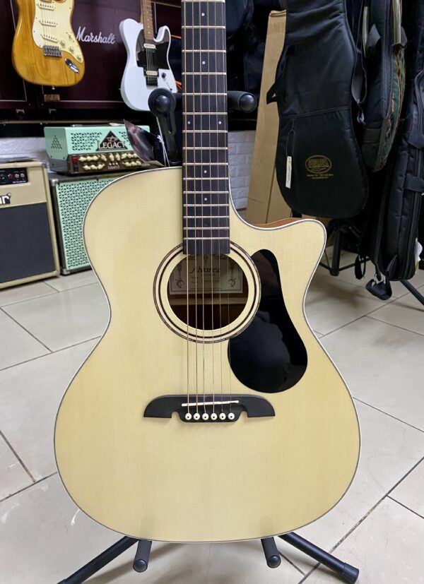Guitarra Electro-Acustica Alvarez - Imagen 3