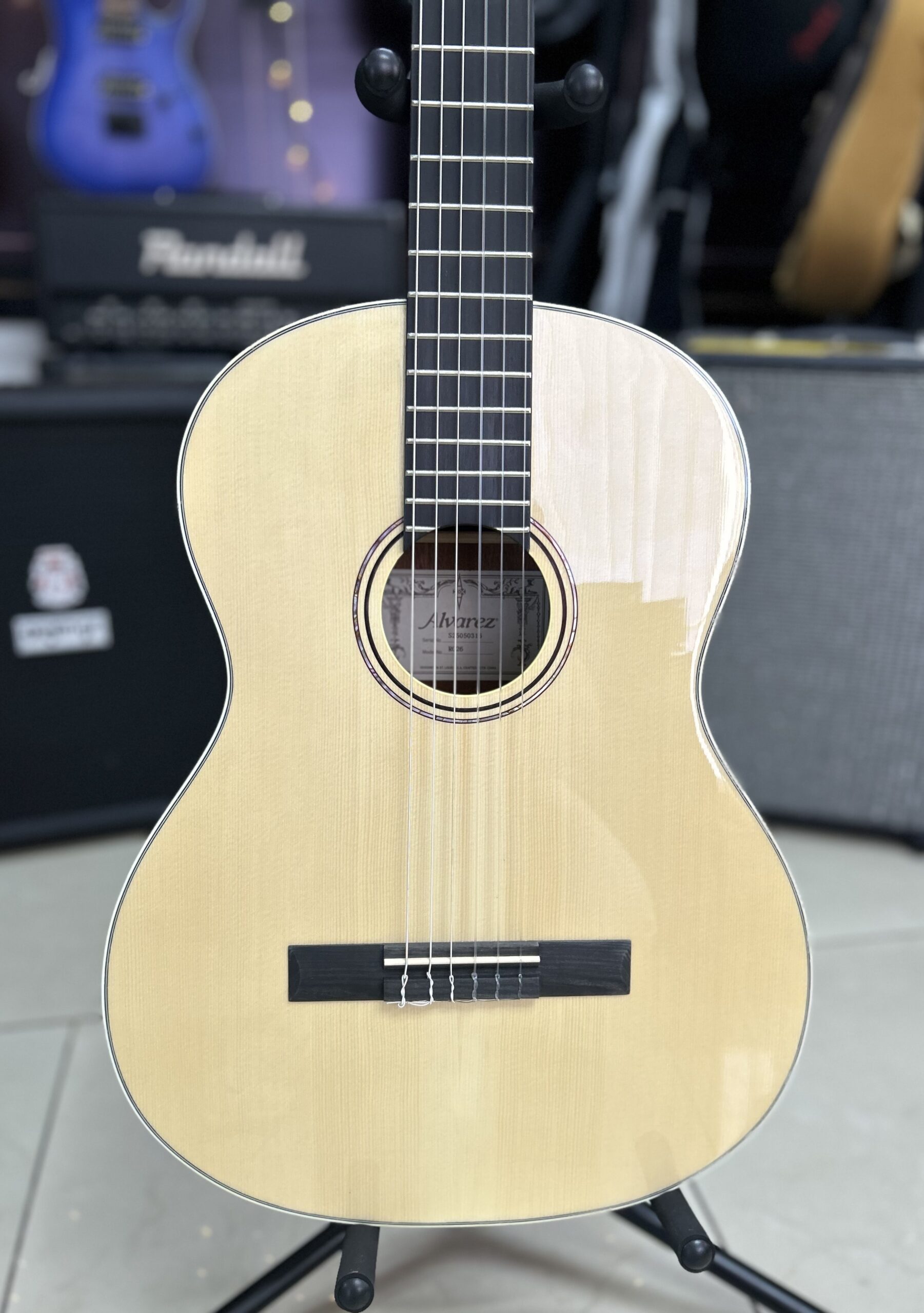 Guitarra Clasica Alvarez - Imagen 3